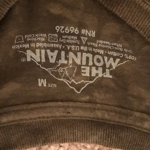 The MOUNTAIN T - Picture 2 of 3